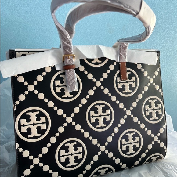 Tory Burch Handbags - Tory Burch Purse